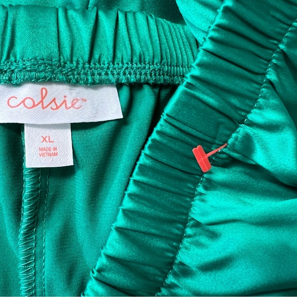 •new• COLSIE Satin Lounge Pants - Picture 4 of 6